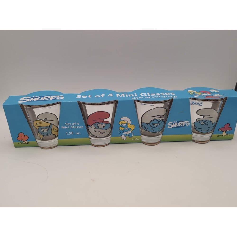 The Smurfs Officially Licensed Shot Glass 4 Glasses Collectible Barware